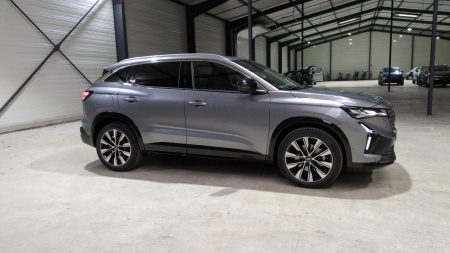 46716_p28 - RENAULT - AUSTRAL NOUVEAU - 2025