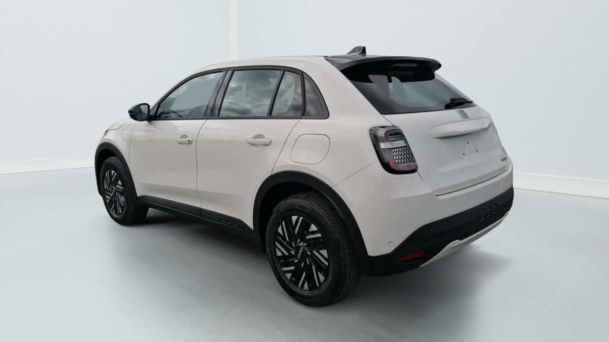 357916_p2 - FIAT - 600 - 2025 - photo 3