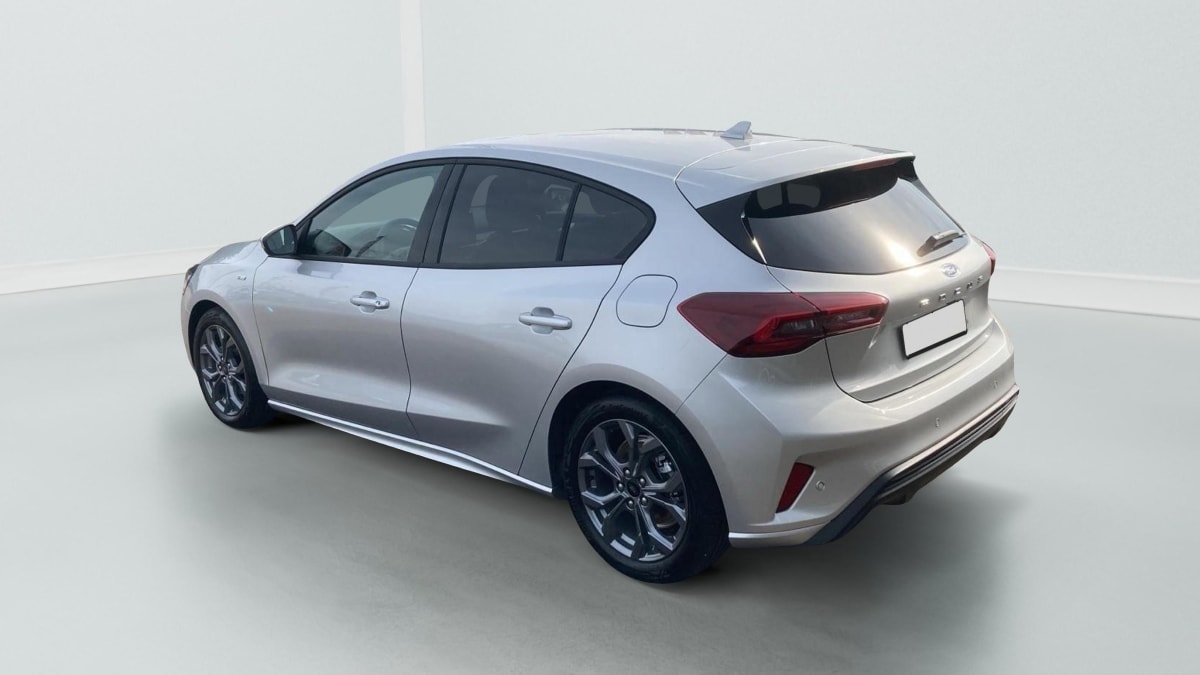 345581_p2 - FORD - FOCUS - 2025 - photo 3