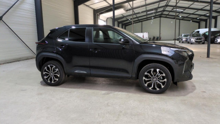 45967_p28 - TOYOTA - YARIS CROSS - 2025 45967_p28 - TOYOTA - YARIS CROSS - 2025