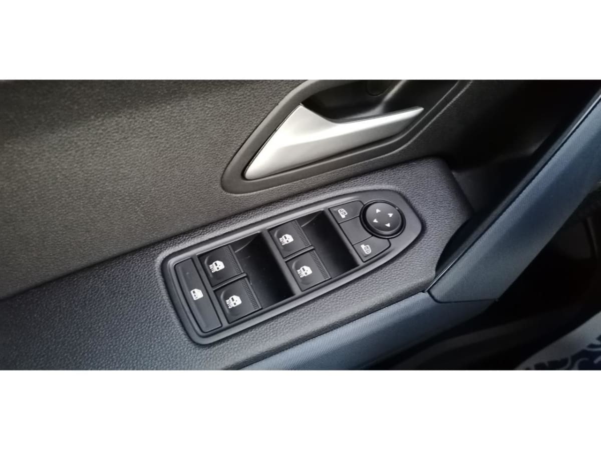 367862_p2 - DACIA - DUSTER - 2025 - photo 10