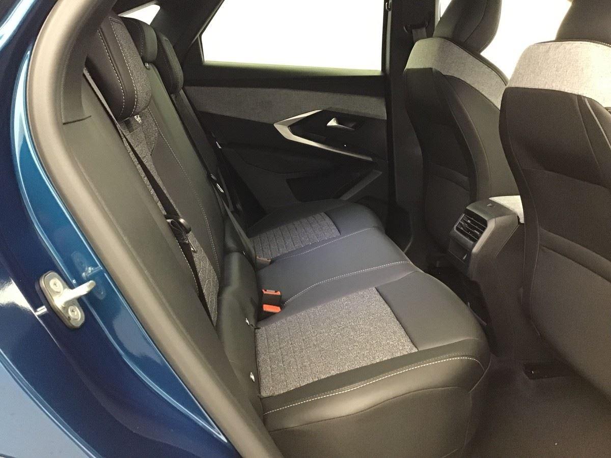 368679_p2 - PEUGEOT - 3008 - 2025 - photo 7