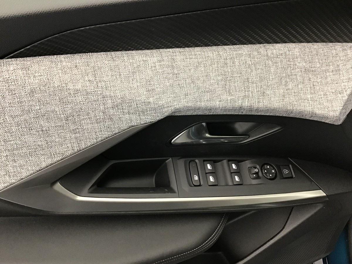 368679_p2 - PEUGEOT - 3008 - 2025 - photo 9