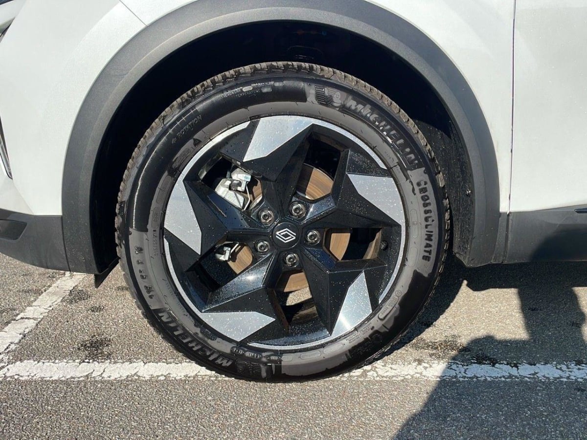 125036707_p2 - RENAULT - CAPTUR - 2025 - photo 9