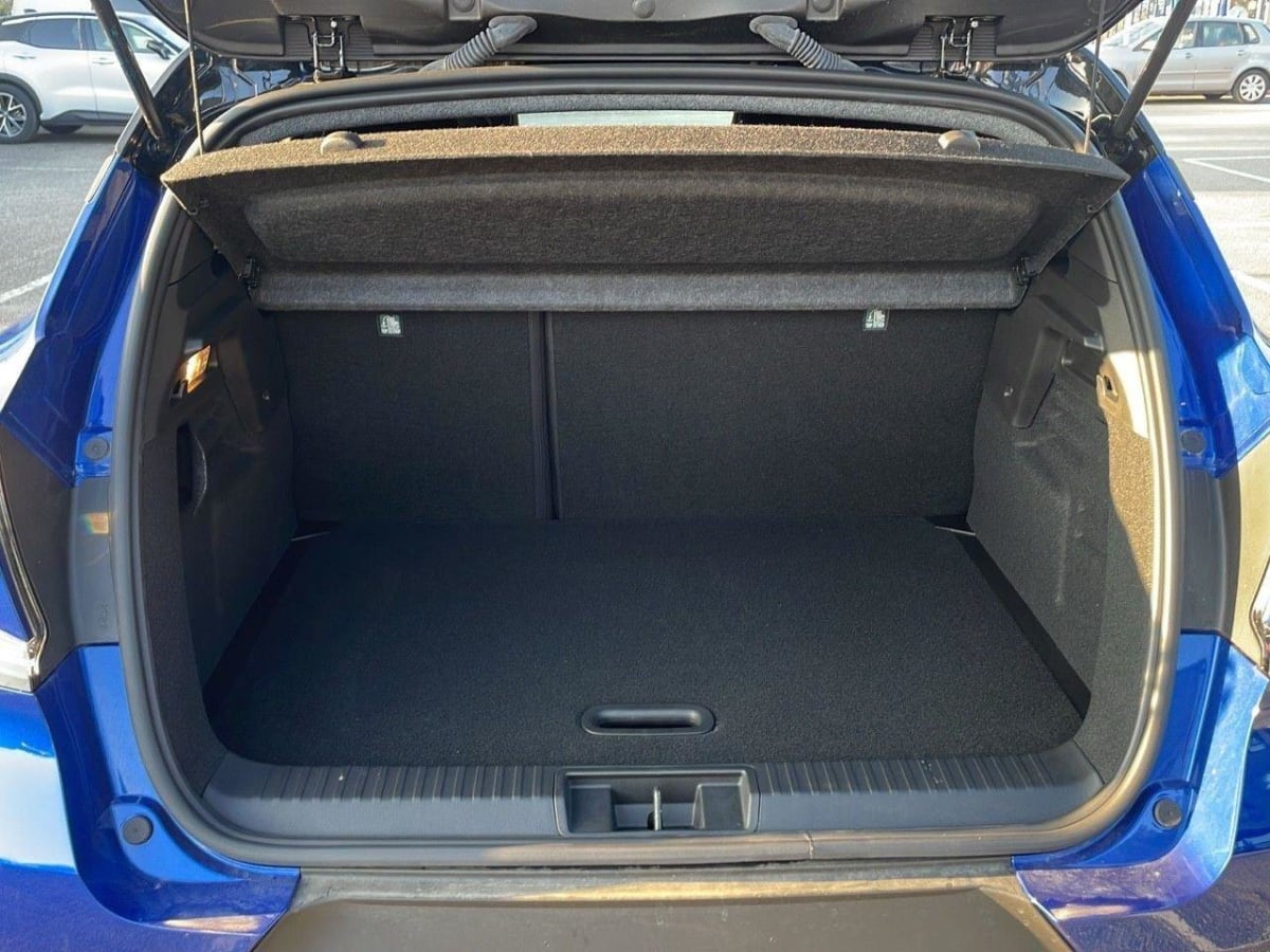 125036904_p2 - RENAULT - CAPTUR - 2025 - photo 10