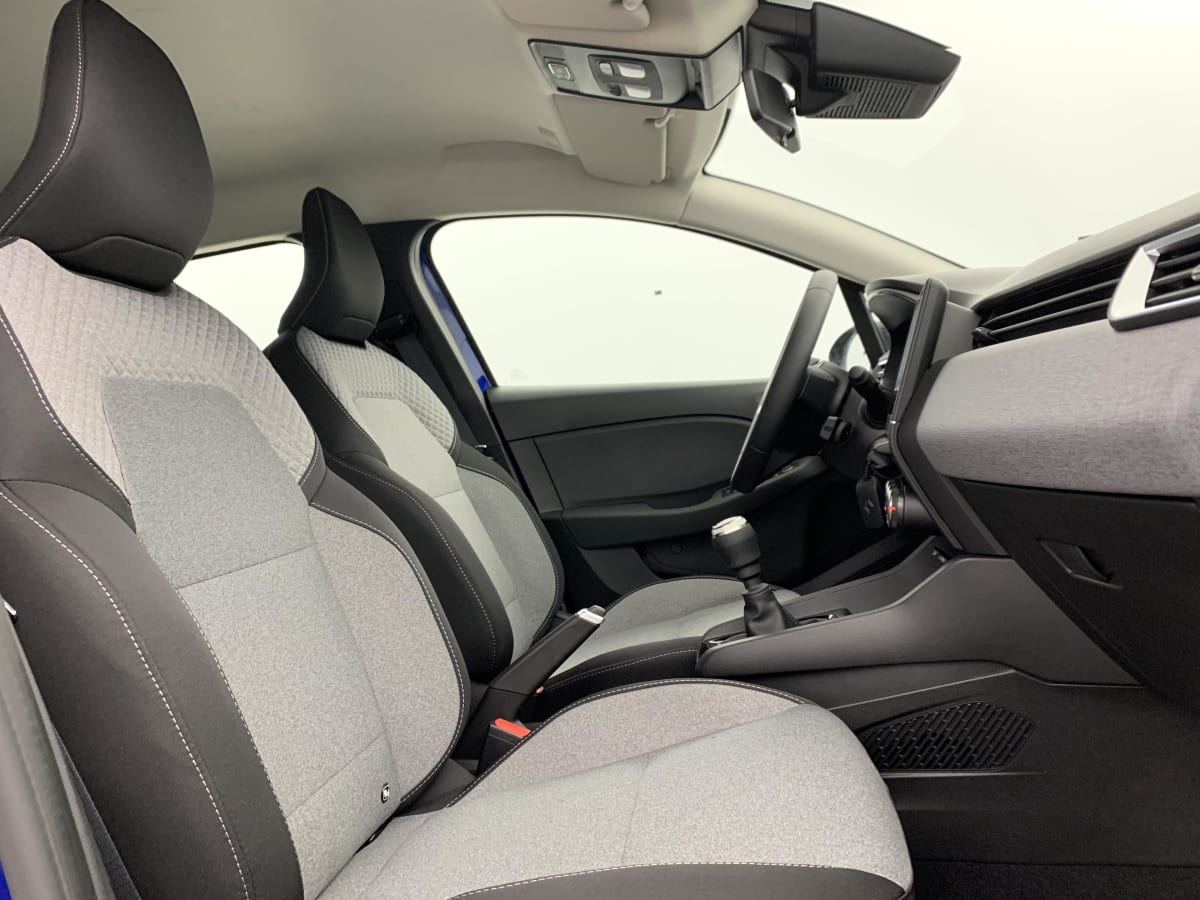 368308_p2 - RENAULT - CLIO 5 - 2025 - photo 9