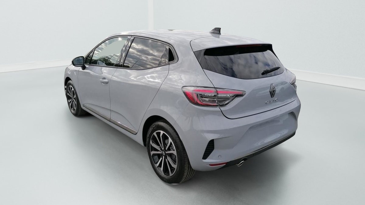 357153_p2 - RENAULT - CLIO - 2025 - photo 3