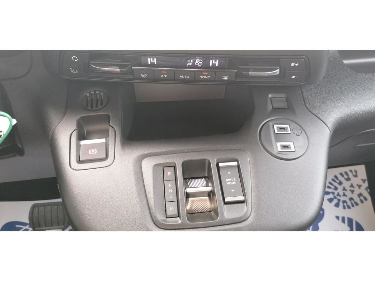 373167_p2 - CITROEN - BERLINGO - 2025 - photo 9