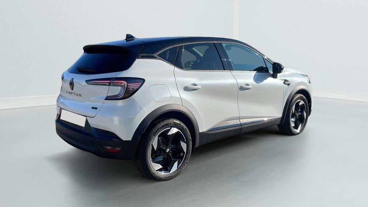 360100_p2 - RENAULT - CAPTUR - 2025 - photo 7