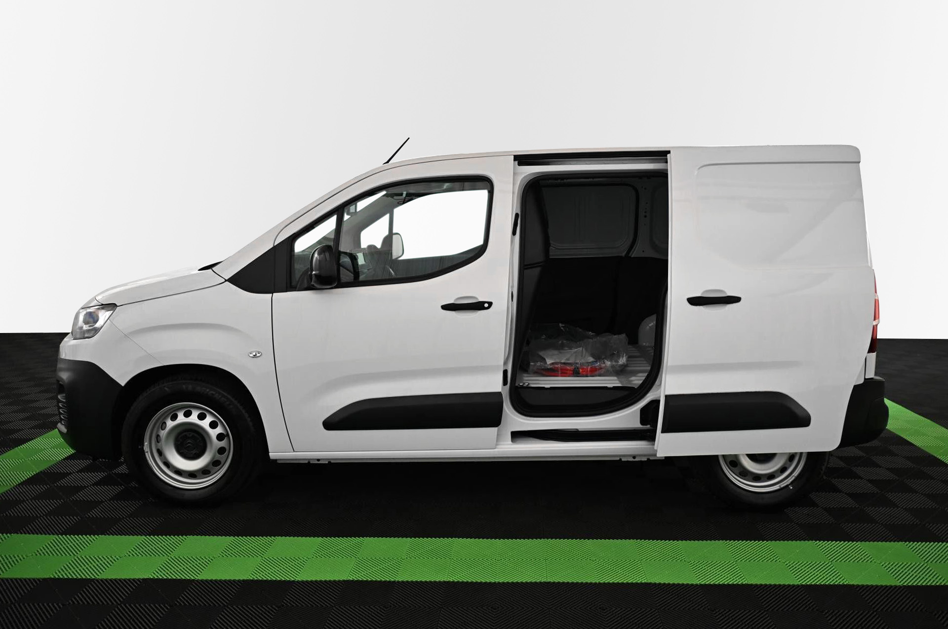 18905_p35 - CITROEN - BERLINGO - 2024 - photo 9