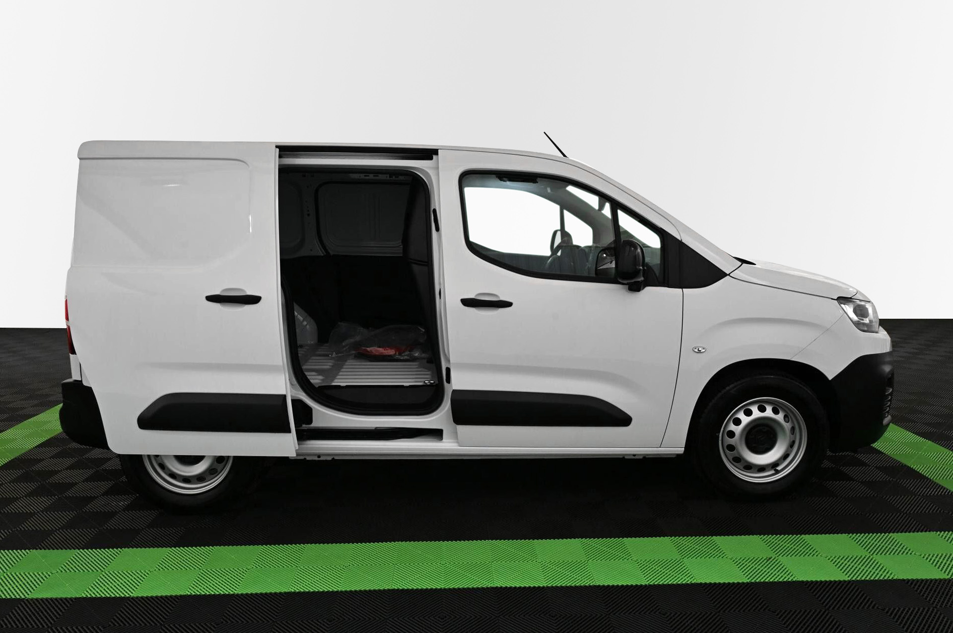 18905_p35 - CITROEN - BERLINGO - 2024 - photo 8