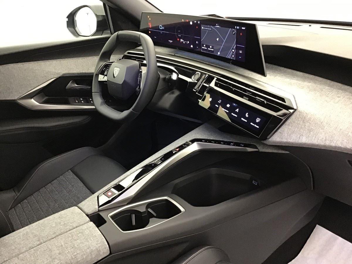 374576_p2 - PEUGEOT - 3008 - 2026 - photo 8