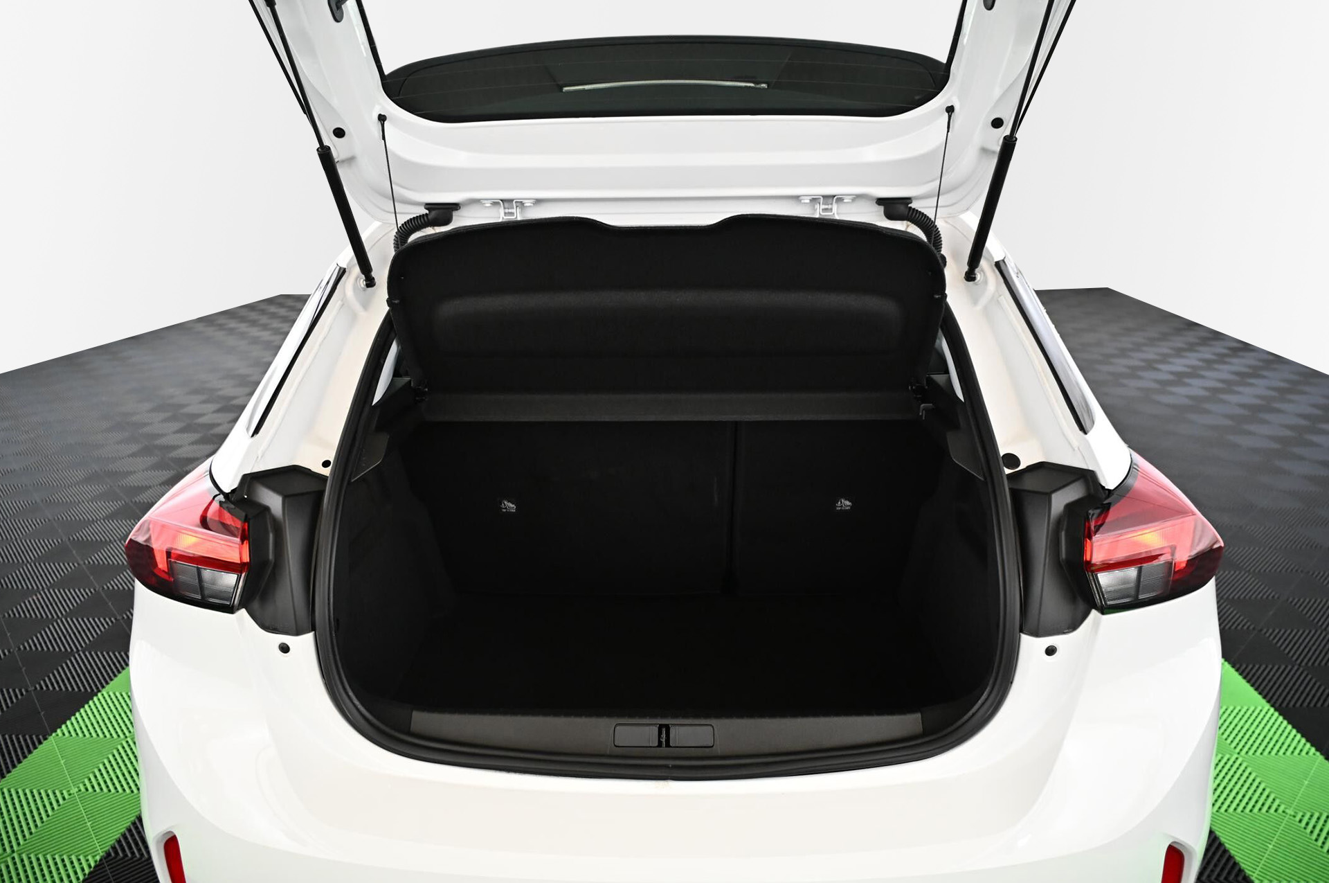 19023_p35 - OPEL - CORSA - 2023 - photo 33