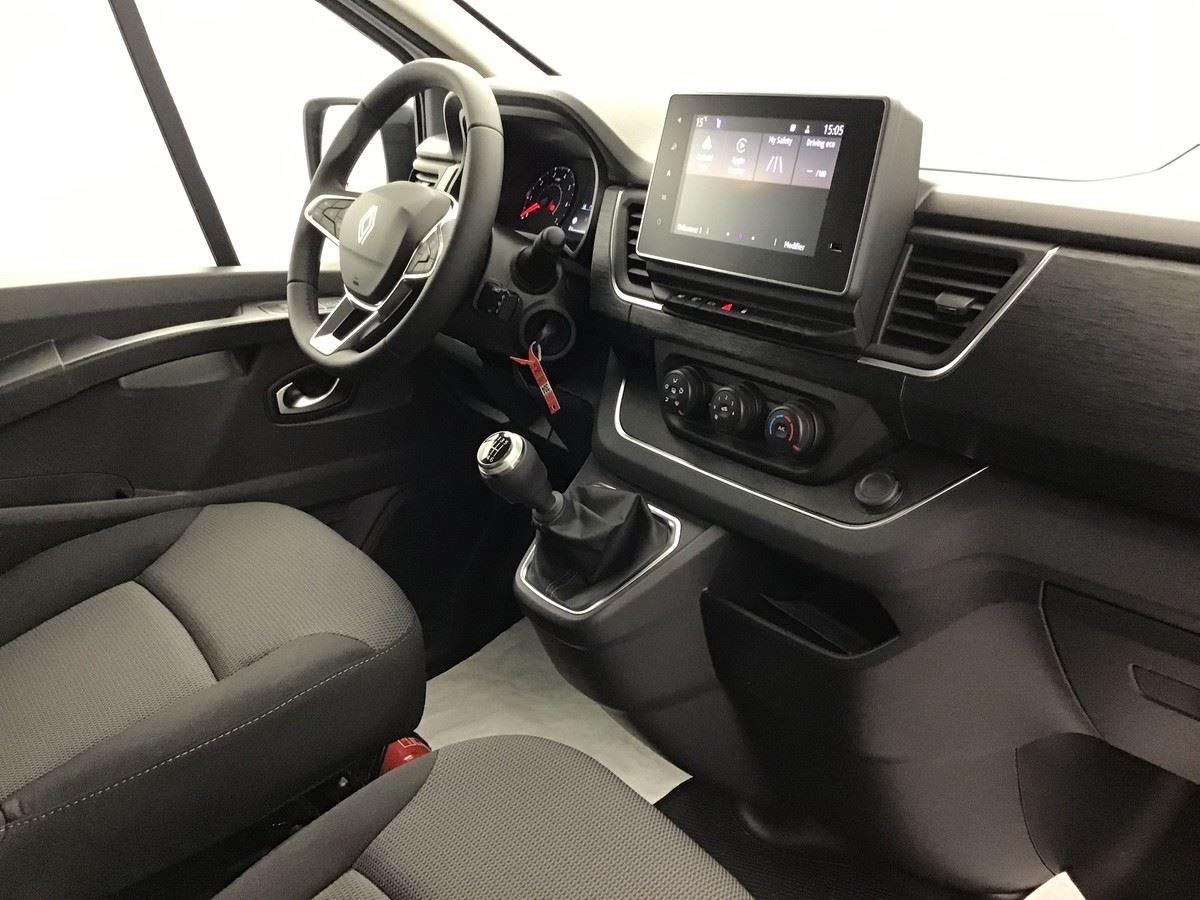 375037_p2 - RENAULT - TRAFIC - 2026 - photo 8