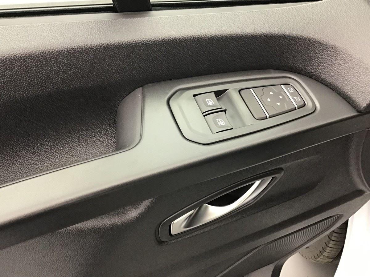 375037_p2 - RENAULT - TRAFIC - 2026 - photo 9