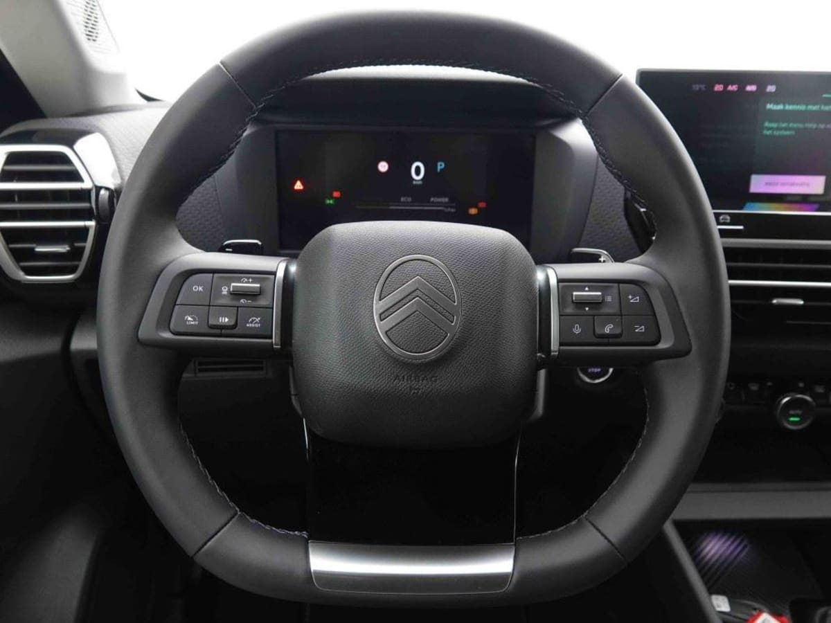 357711_p2 - CITROEN - C4 - 2026 - photo 9