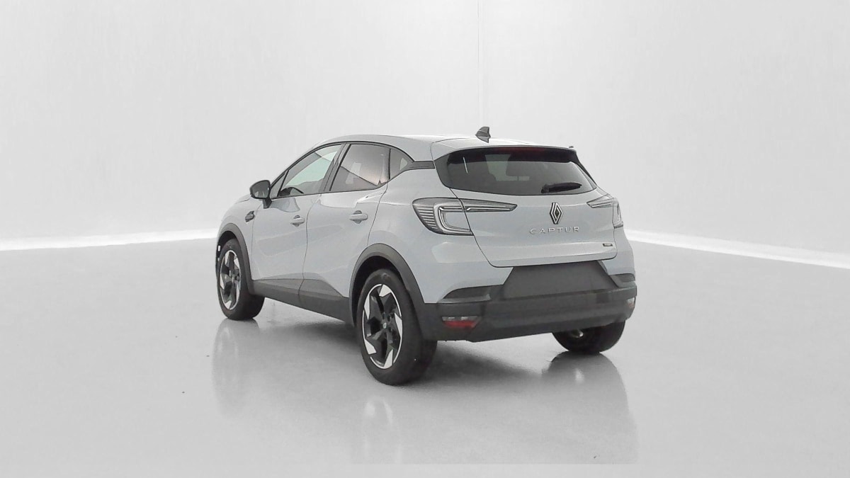 377340_p2 - RENAULT - CAPTUR - 2026 - photo 5