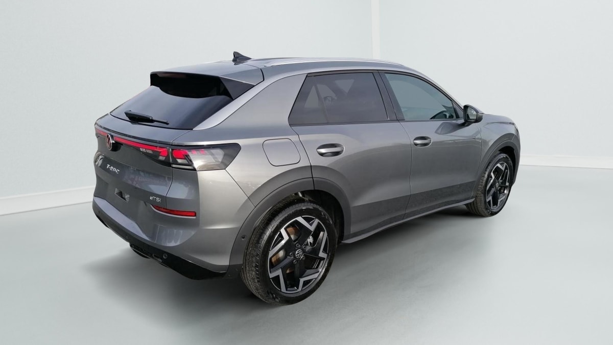 377818_p2 - VOLKSWAGEN - T ROC - 2026 - photo 3