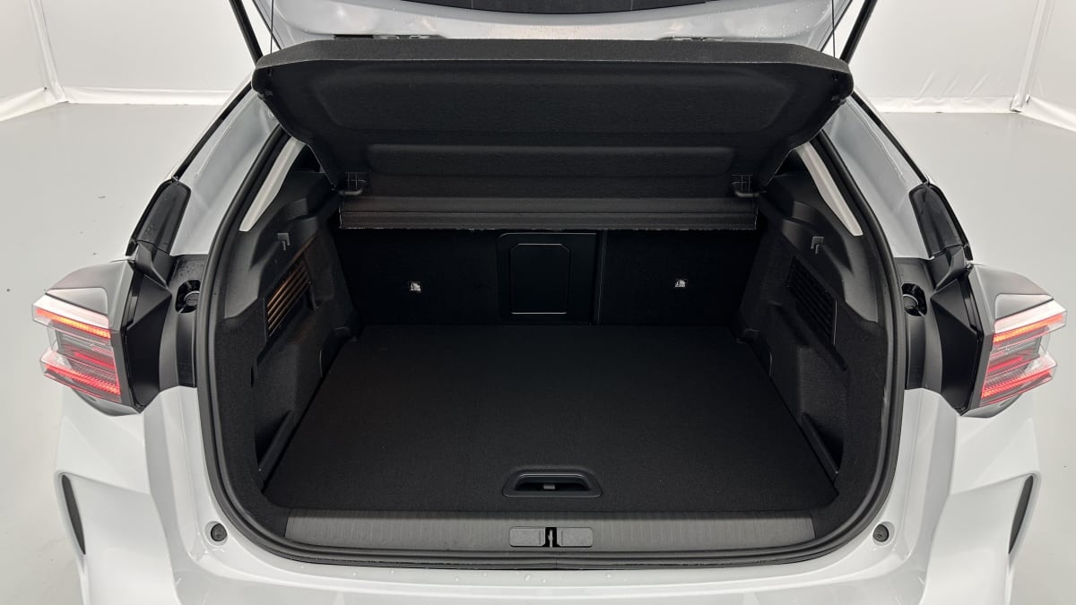 377900_p2 - CITROEN - C4 - 2026 - photo 10