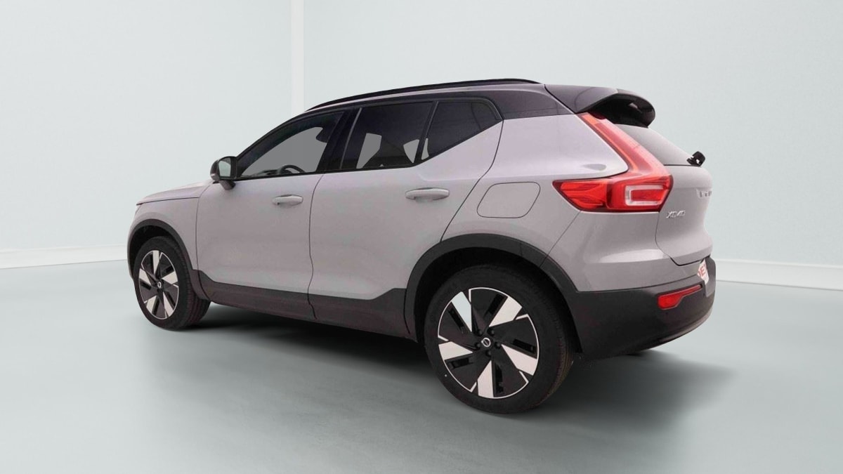 383285_p2 - VOLVO - XC 40 - 2026 - photo 2