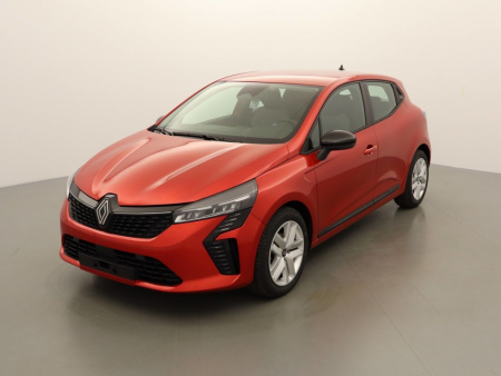 O201716_p3 - RENAULT - CLIO 5 - 2024