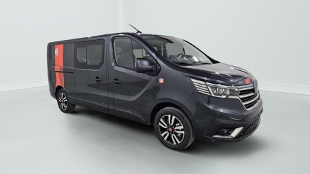 384228_p2 - RENAULT - TRAFIC - 2026