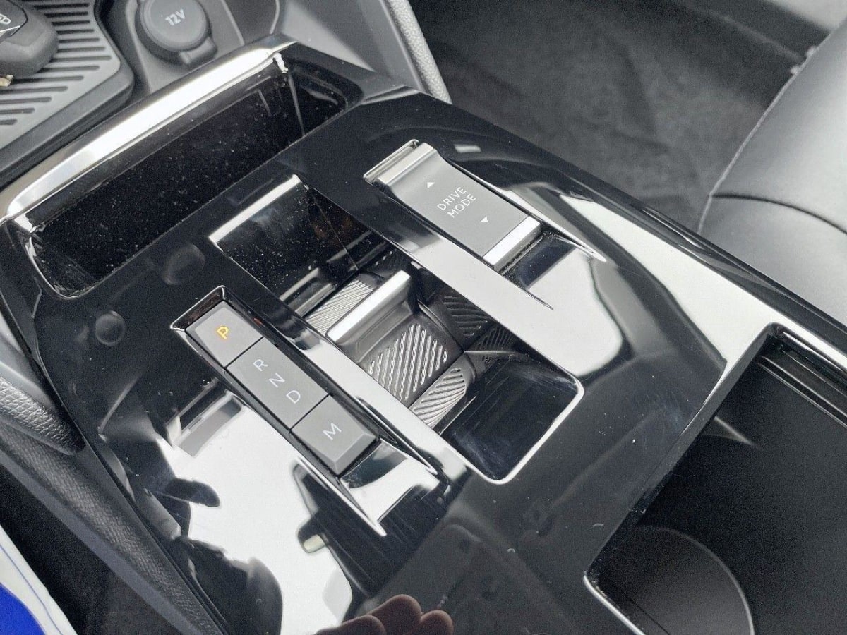 349878_p2 - CITROEN - C4 - 2024 - photo 9