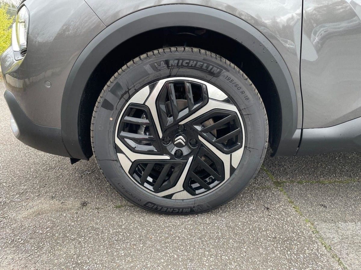 349877_p2 - CITROEN - C4 - 2024 - photo 5