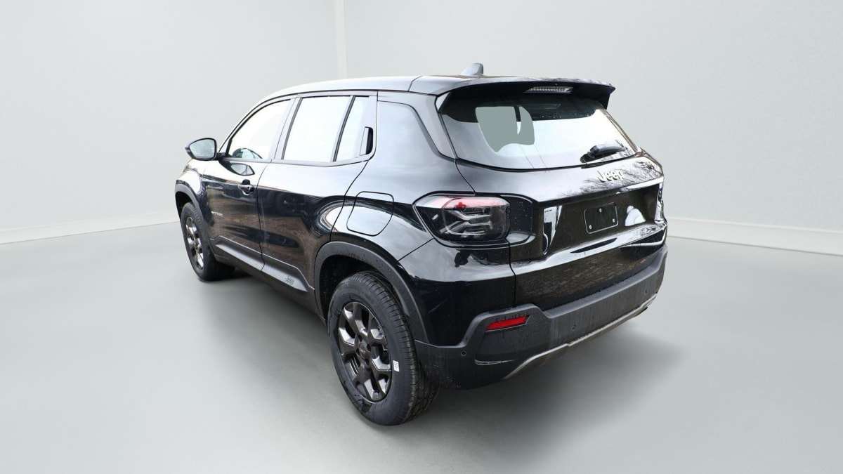 378400_p2 - JEEP - AVENGER - 2026 - photo 4