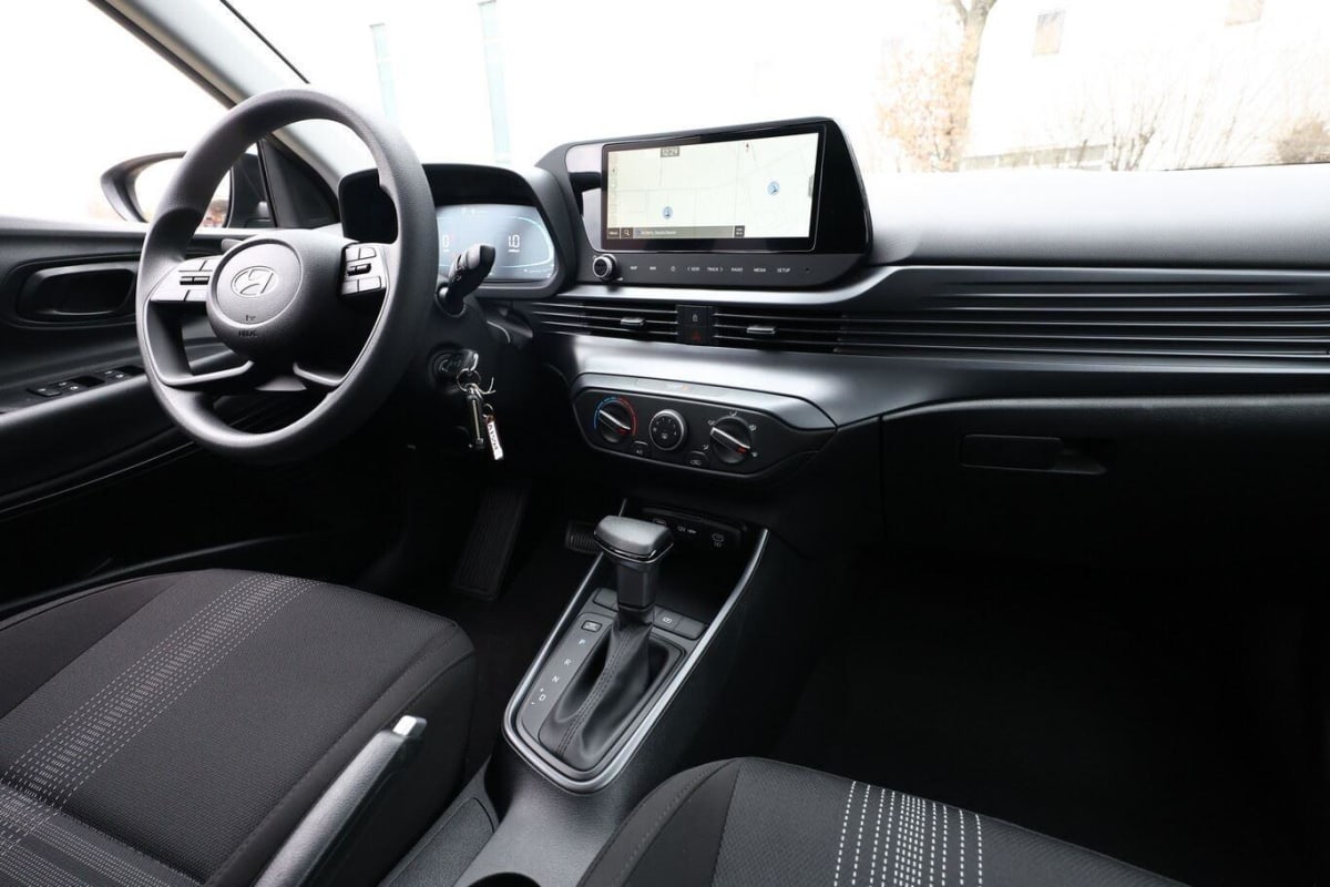 380516_p2 - HYUNDAI - I 20 - 2026 - photo 8