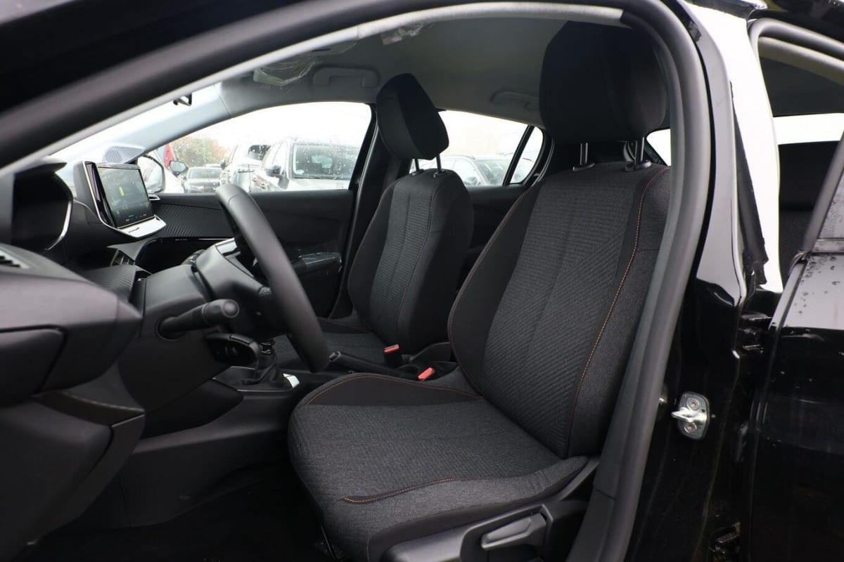 385113_p2 - PEUGEOT - 208 - 2026 - photo 5