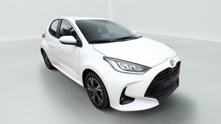 387124_p2 - TOYOTA - YARIS - 2026