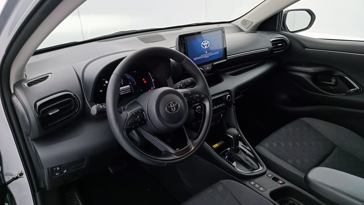 390734_p2 - TOYOTA - YARIS - 2026 - photo 6